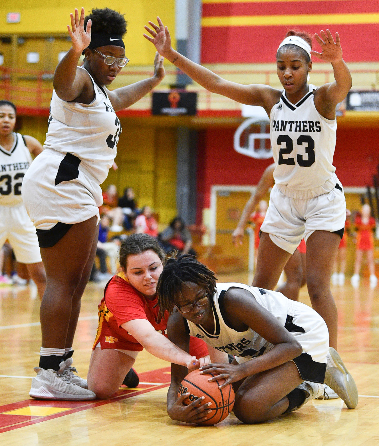113019-mda-spt-rocky-hoops-039a.jpg